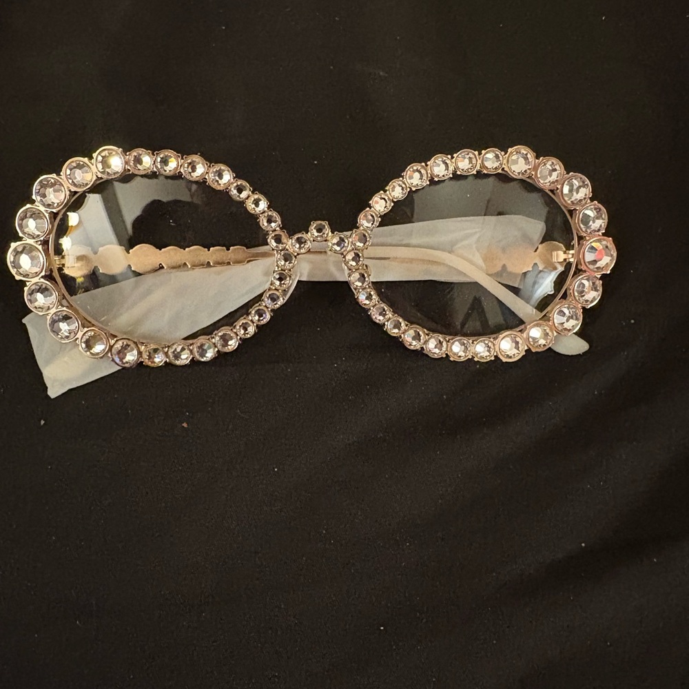 New! 4 pair of unprescribed fashion glasses 🤓.